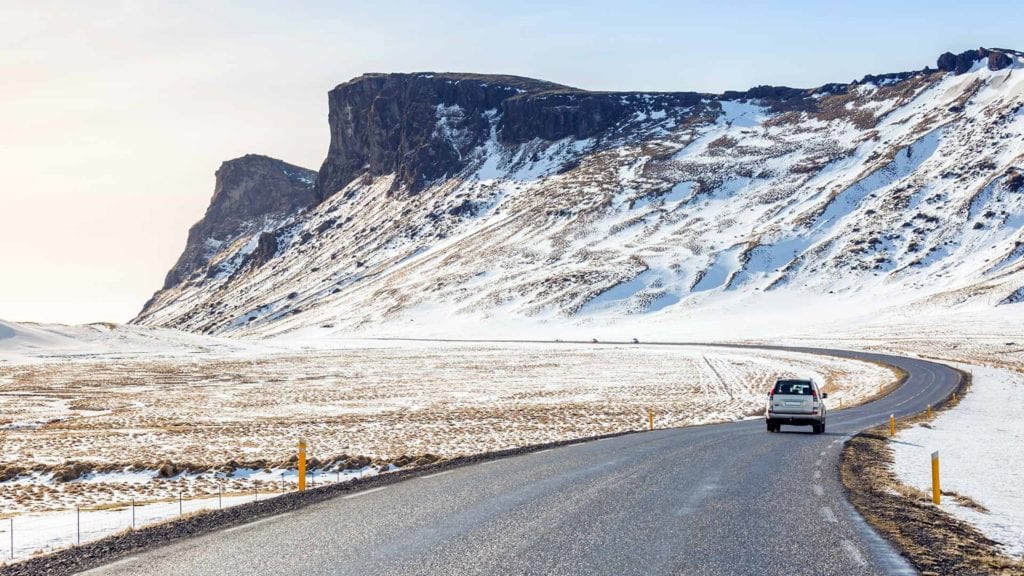 Sudden changes in wather when driving in iceland during winter